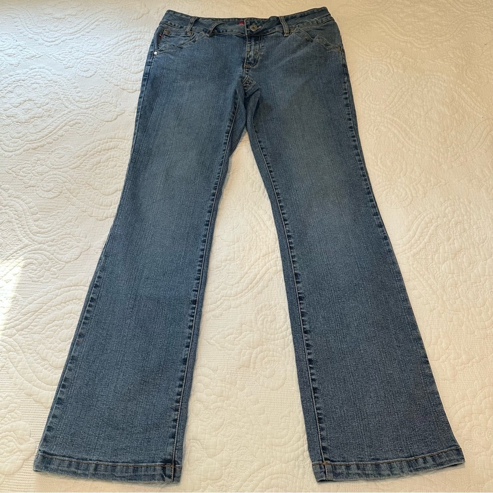 American Blues Vintage Y2K Bootcut Jeans. Size: 10. Medium Wash.